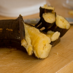5 lucruri pe care le poti face cu o banana extra-coapta