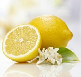 11 trucuri de frumusete cu lamaie