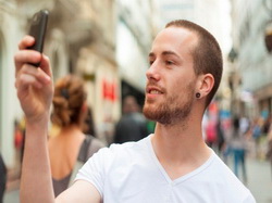 4 aplicatii de smartphone care te fac mai inteligent