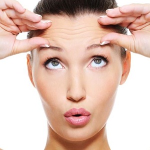 10 modalitati surprinzatoare prin care iti imbatranesti pielea