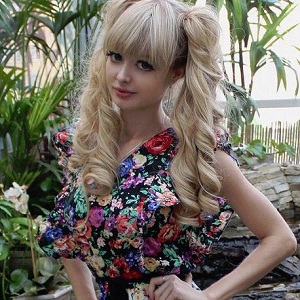 Angelica Kenova, noua Barbie umana: Nu am facut operatii estetice