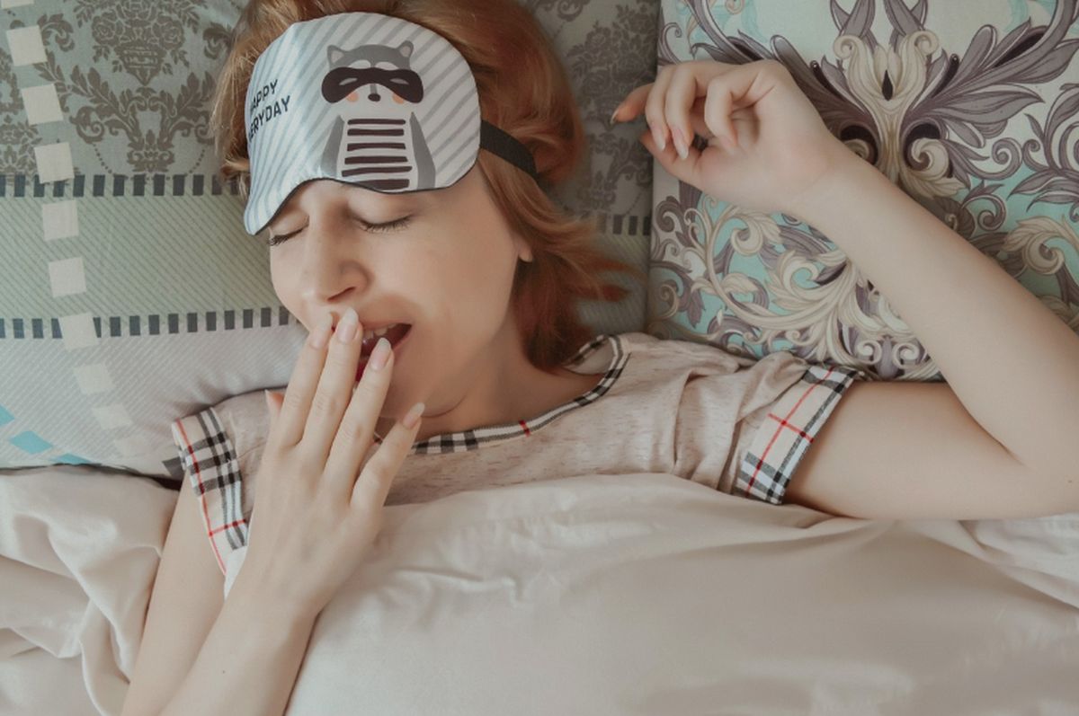 Simptomele cancerului care pot apărea când te trezești dimineața – la ce să fii atent