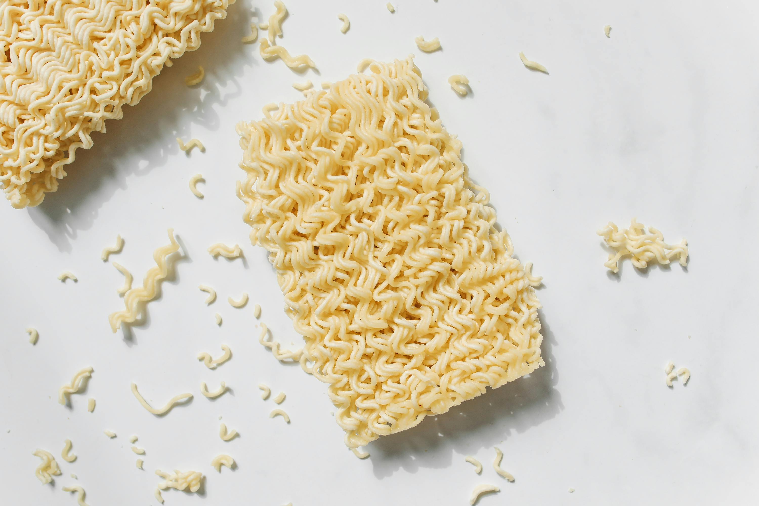 Consumul de tăiței instant (noodles), legat de riscul cardiac la femei