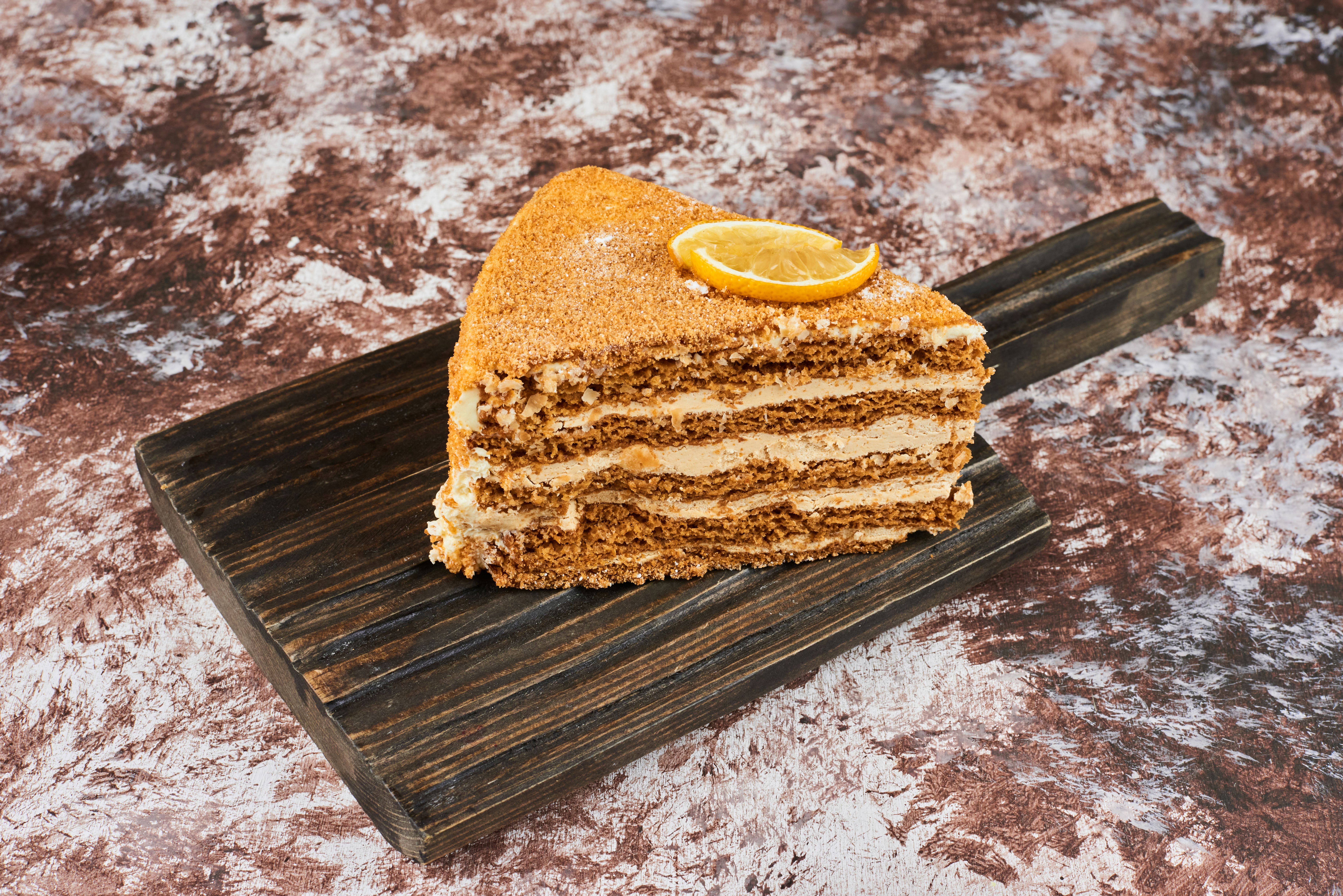 Cremă pentru tortul de biscuiți. Sursa foto Freepik.com