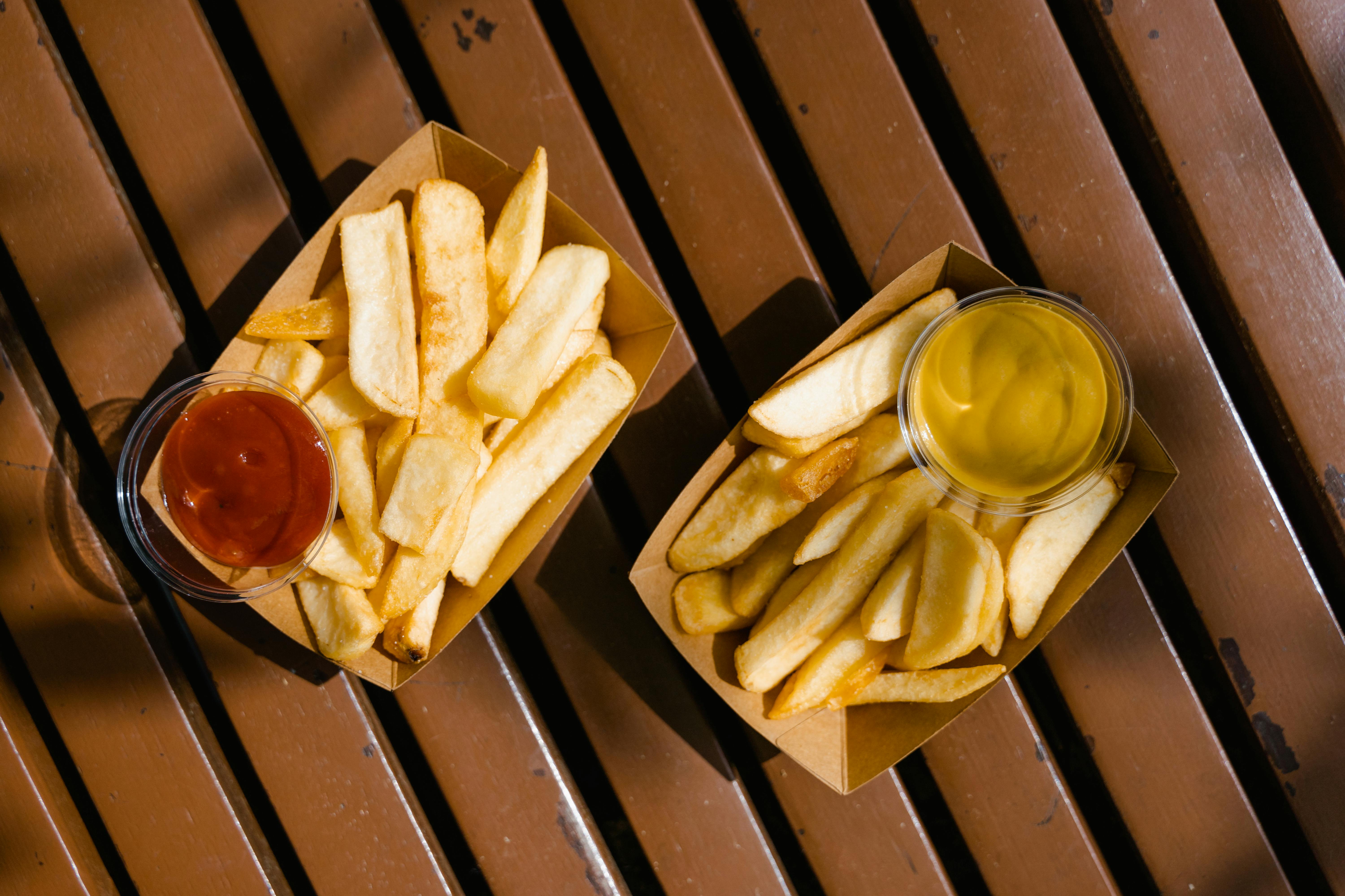 Multe alimente din comerț conțin urme de muștar. Sursa foto Pexels.com