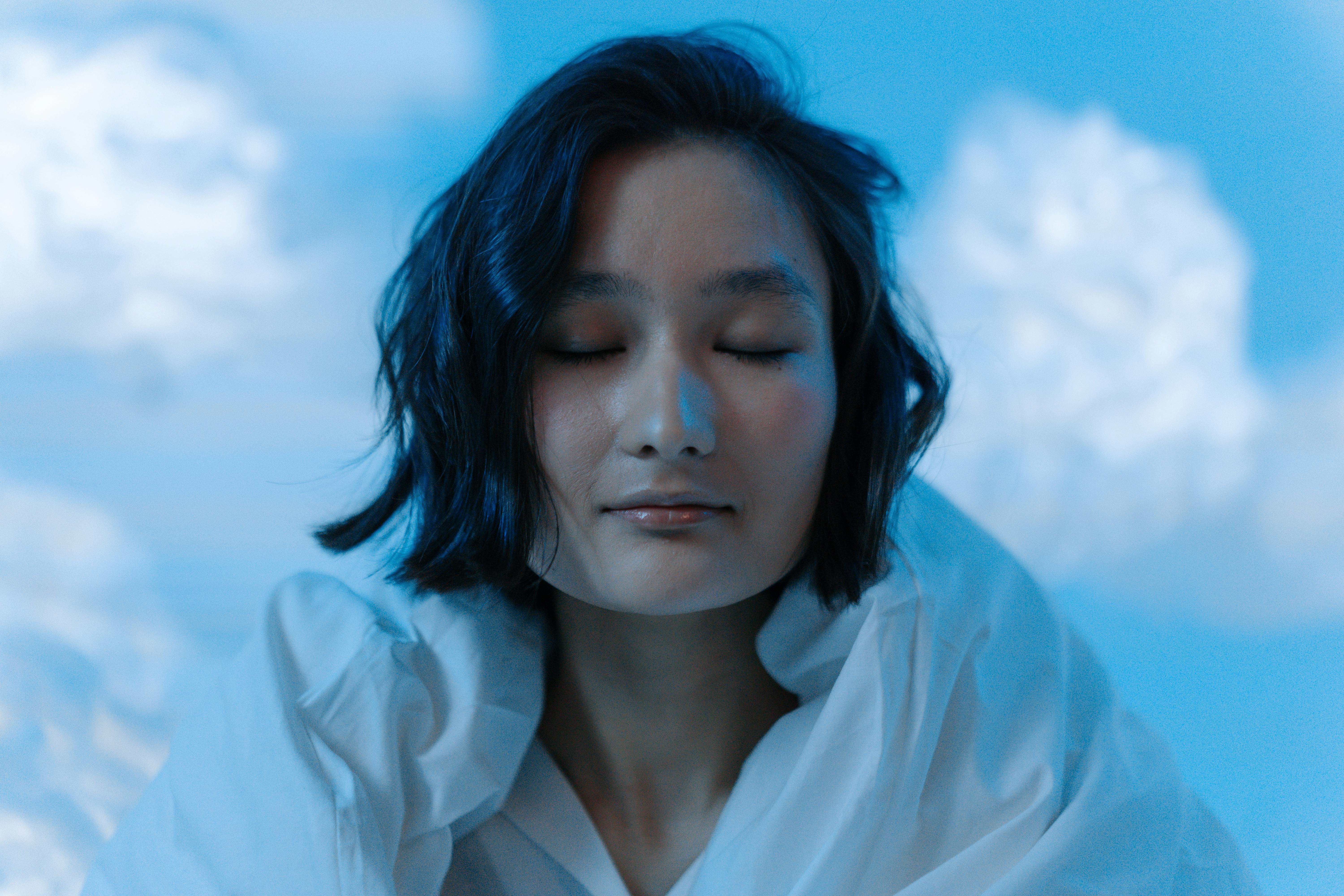 Relaxează-te constant și reia meditația de la capăt ori de câte ori ai nevoie. sursa foto pexels.com