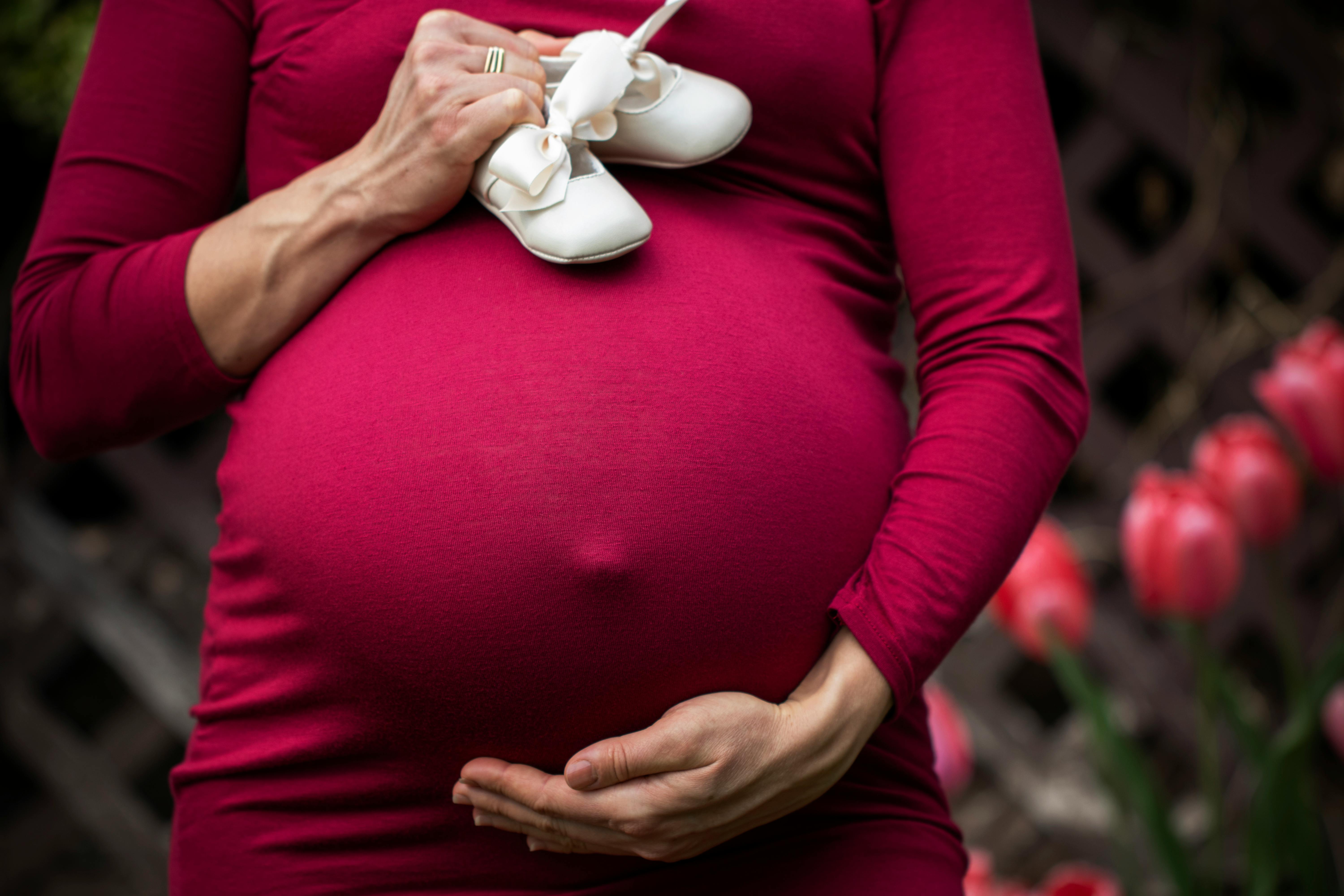 Simptome ale sarcinii în prima săptămână: 5 semne timpurii. Sursa foto pexels.com