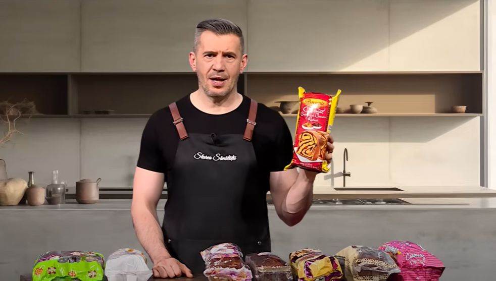 Ce conțin cozonacii din supermarketuri