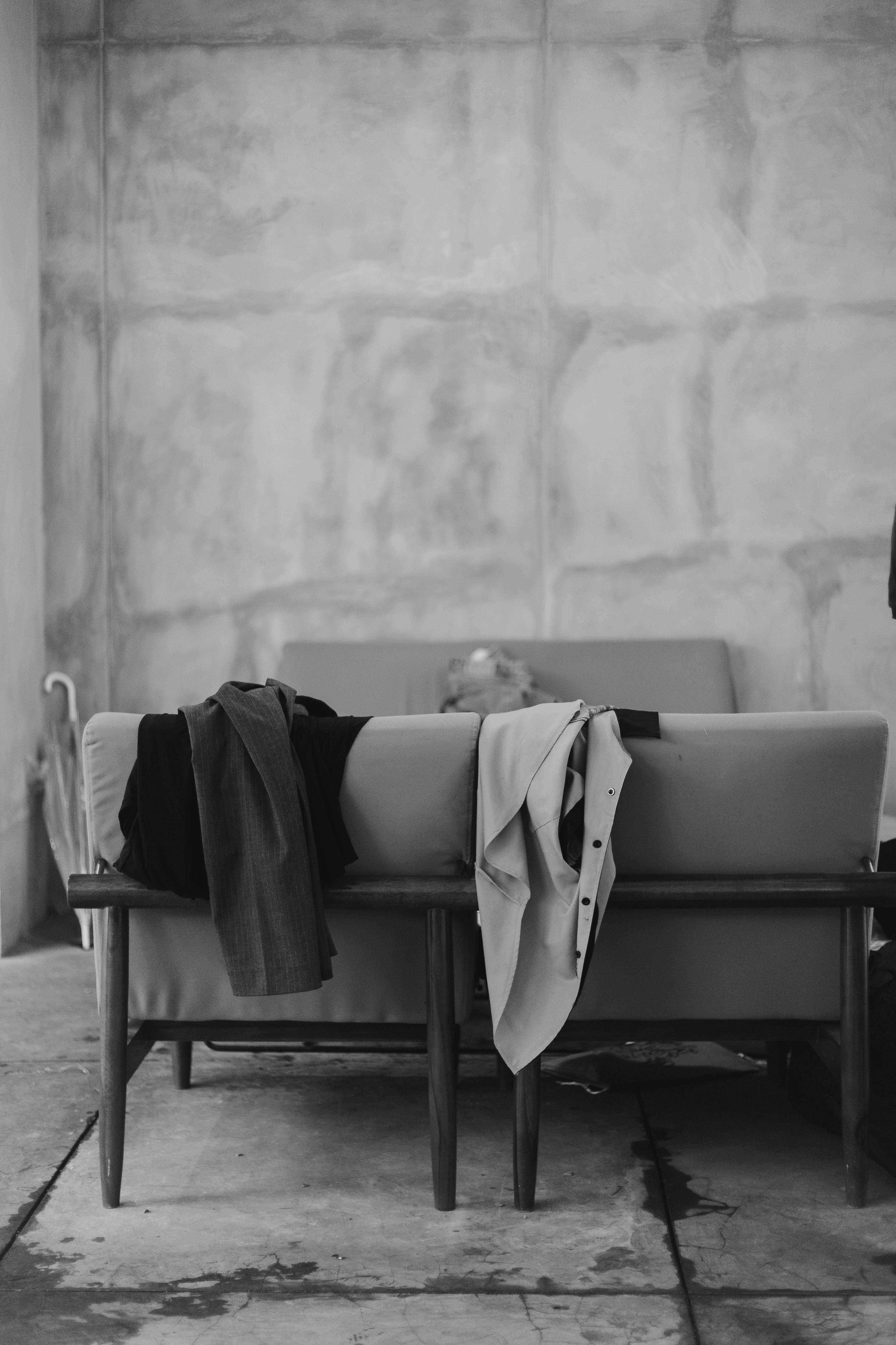 Legătura emoțională a oamenilor cu hainele. sursa foto pexels.com