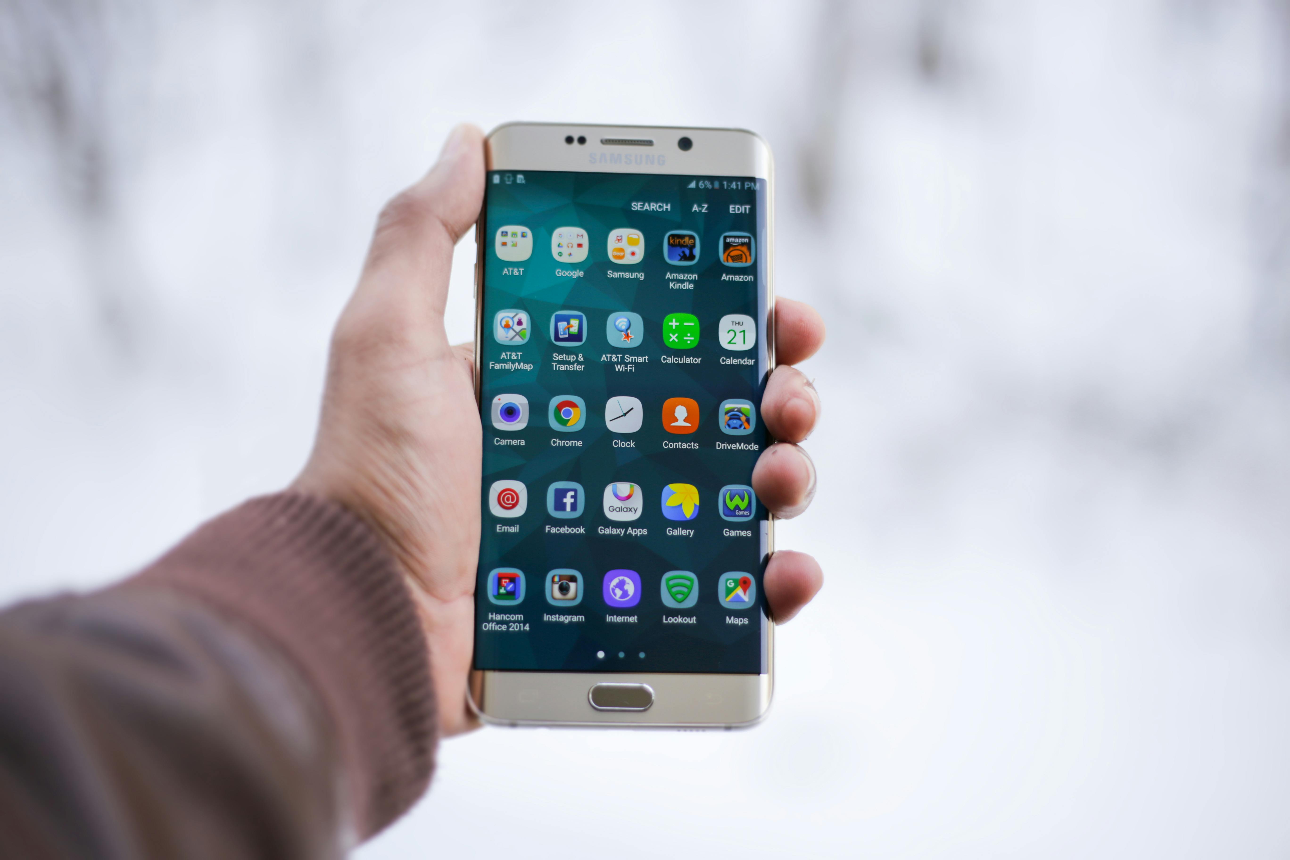 Ce probleme de sănătate cauzează telefoanele mobile. sursa foto pexels.com