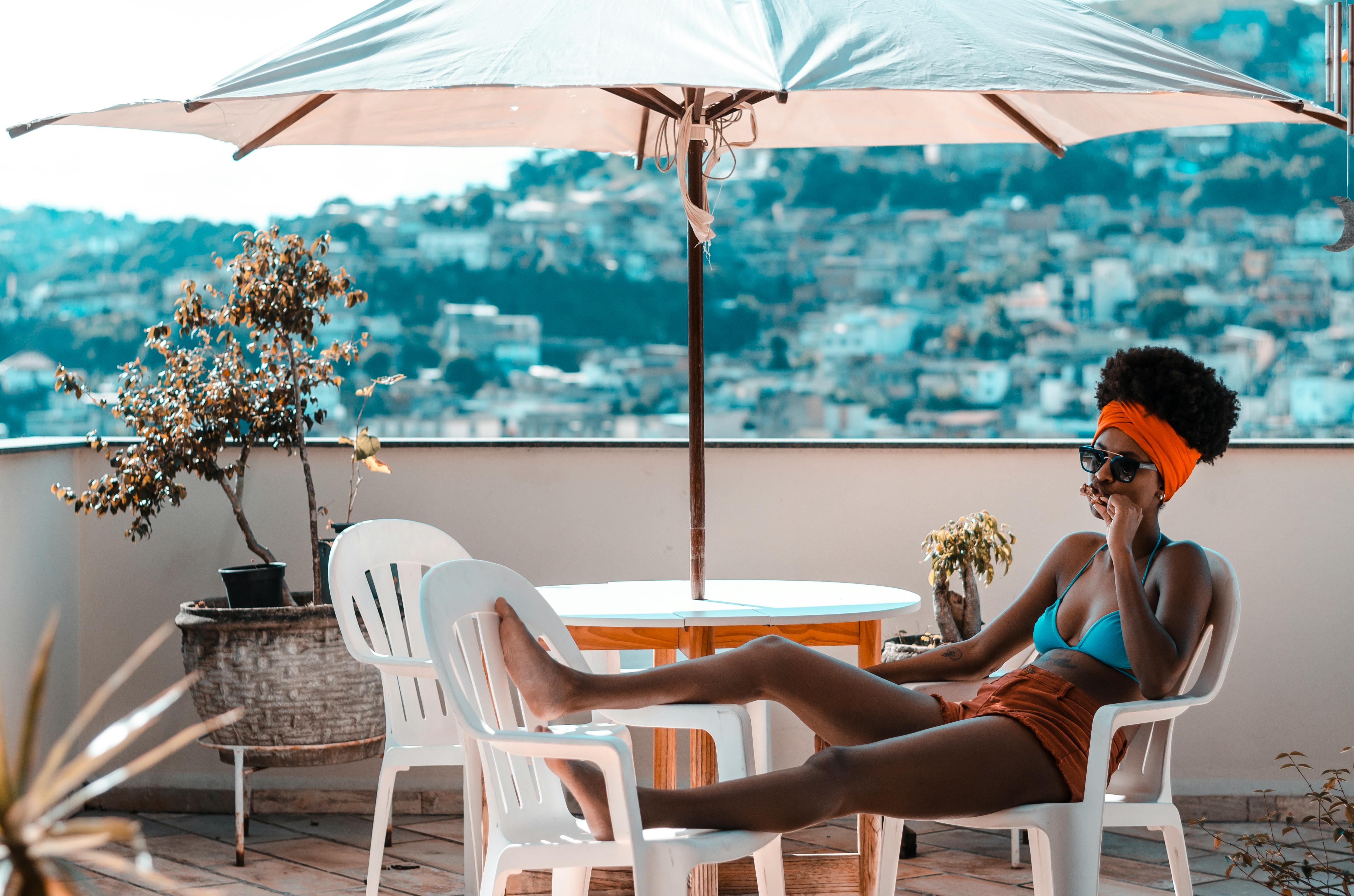 Îți este greu să te relaxezi în vacanță?sursa foto pexels.com