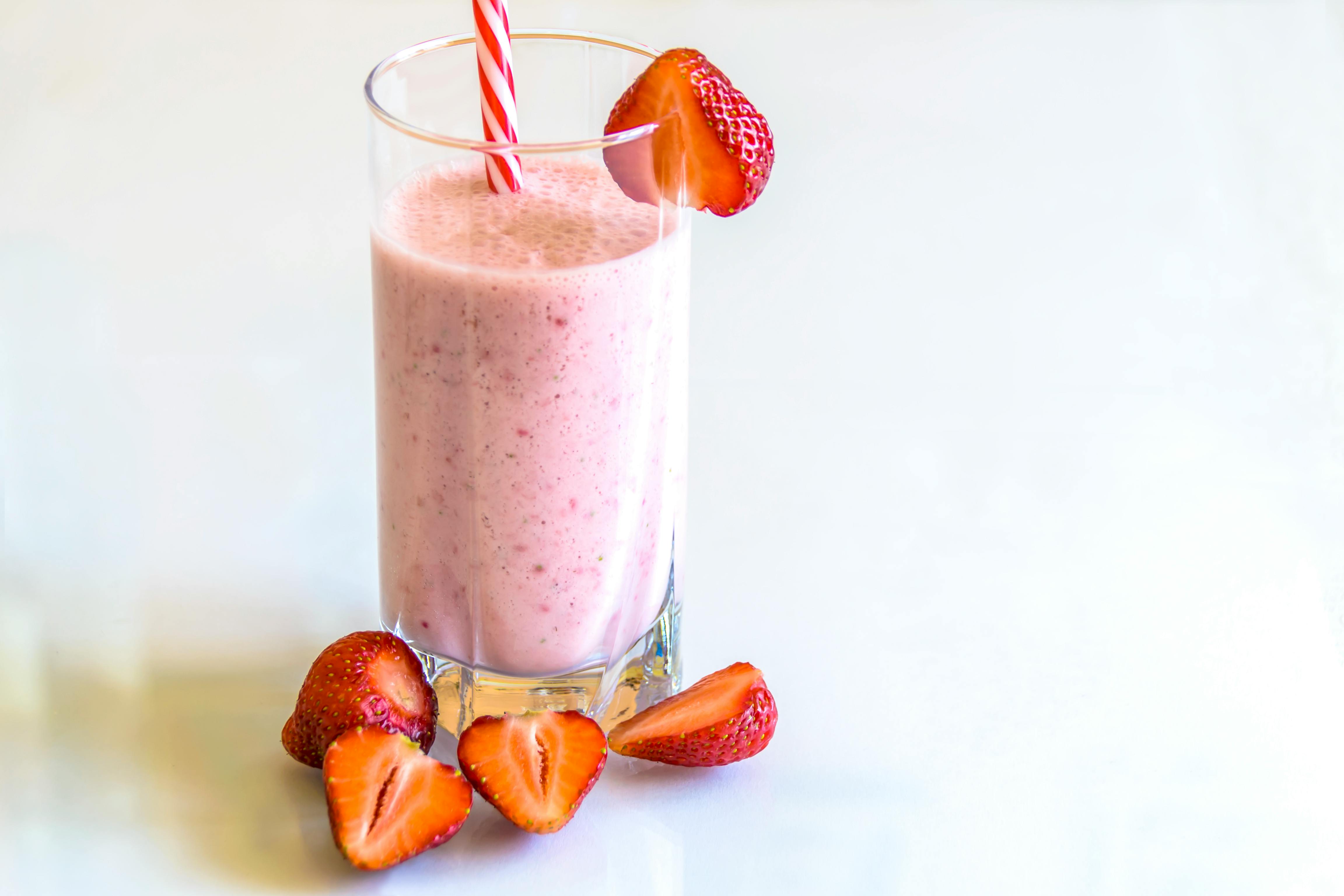 Trebuie să consumi maximum 150 de ml pe zi, dar indicat e să consum suc sau smoothie mai rar. sursa foto pexels.com