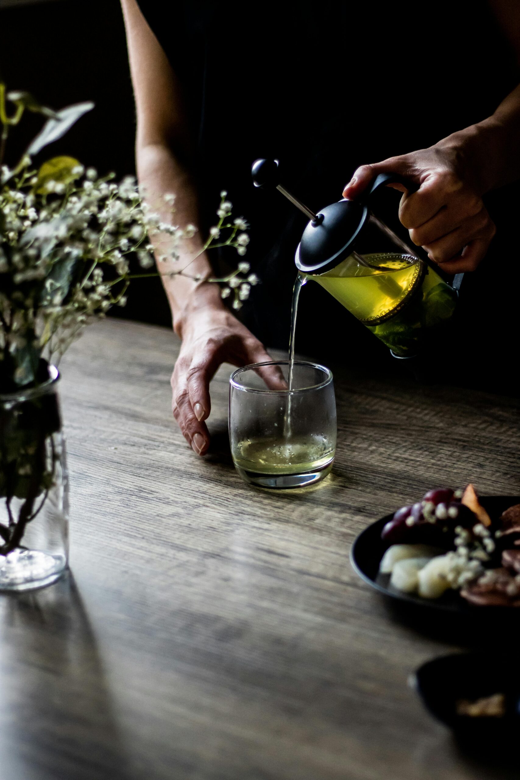 Unele studii susțin că ceaiul verde nu ajută la slăbit. sursa foto pexels.com