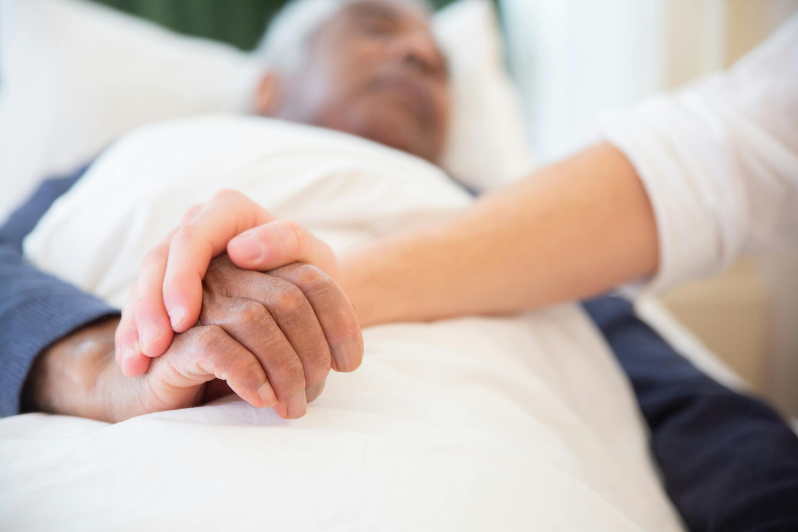 Bărbatul a ajuns în stare gravă la spital, dar medicii i-au salvat viața. sursa foto pexels.com