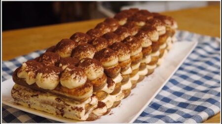 Tort tiramisu, rețetă italiană autentică