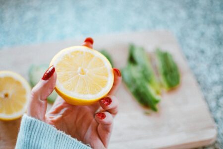 Poate vindeca vitamina C o răceală?