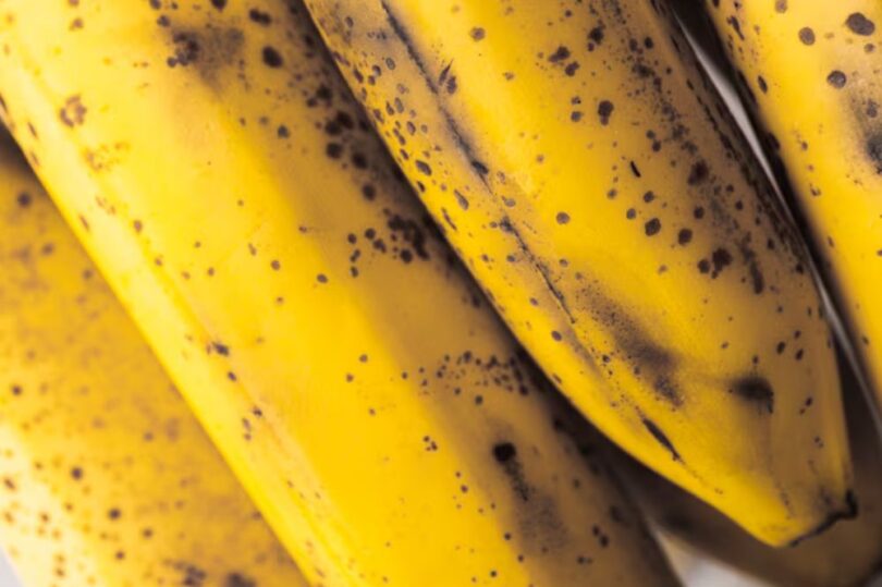 Cele trei semne că bananele tale sunt prea coapte pentru a mai fi sigure de consum