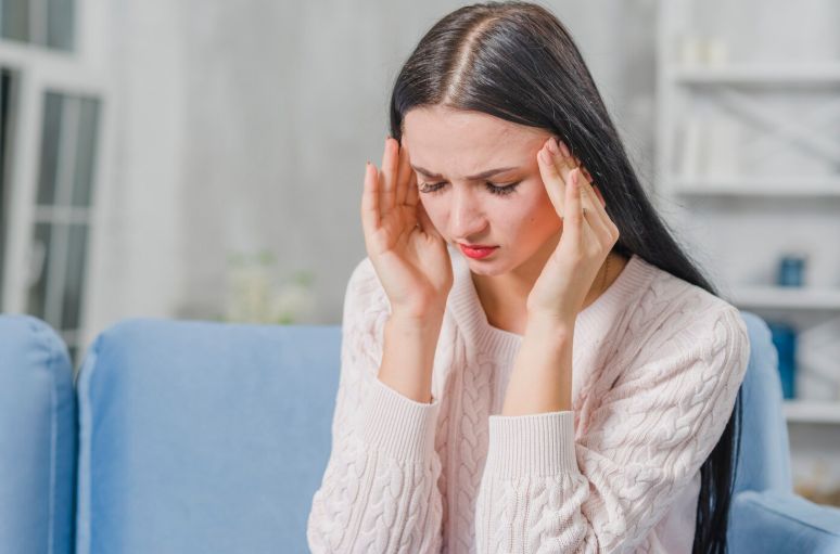 Scapă natural de durerile de cap: combinația surprinzătoare de băuturi recomandată de un neurolog