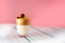 Cine trebuie să renunțe imediat la cafeaua instant