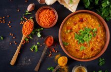 Trei rețete de supe perfecte pentru sezonul rece:  gustoase, hrănitoare și ideale împotriva răcelii