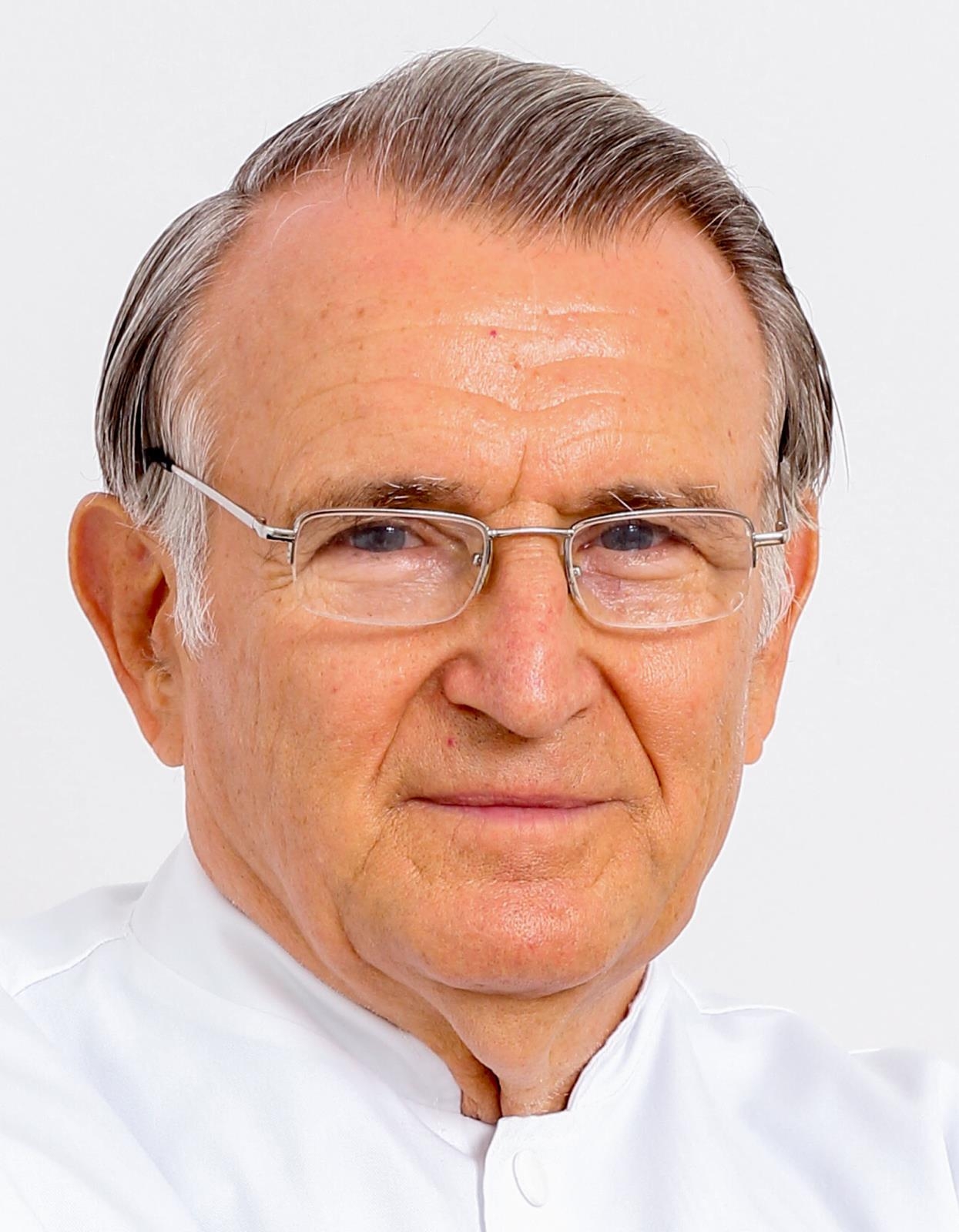 Potrivit nutriționistului Virgiliu Stroescu, există mâncăruri prezente zilnic în dieta românilor care „nu sunt pentru noi”. foto: Facebook.com