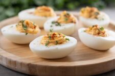 Cum faci cele mai bune ouă umplute pentru masa de Crăciun