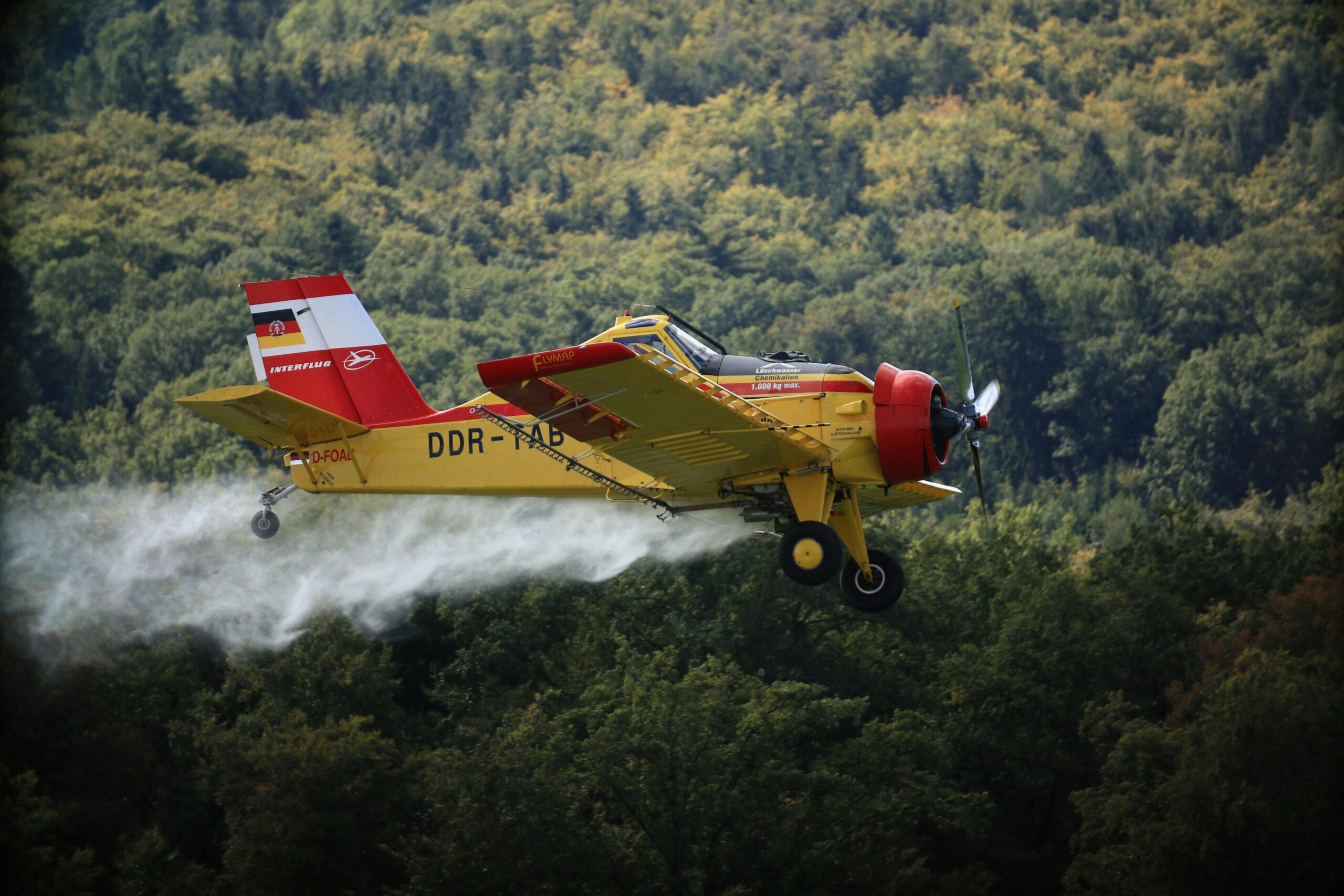 Chlorpyrifos a fost introdus în 1965 de Dow Chemical și a devenit rapid unul dintre cele mai folosite pesticide în agricultură. foto: freepik.com