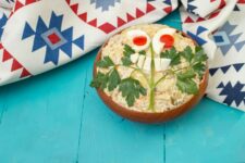 Rețeta tradițională de salată de boeuf. Ingredientul care o face specială