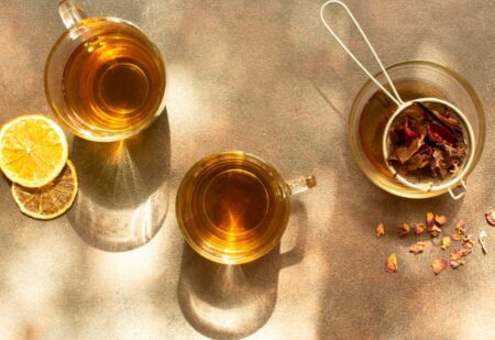 Cum să alegi ceaiul potrivit în funcție de afecțiunea de care suferi