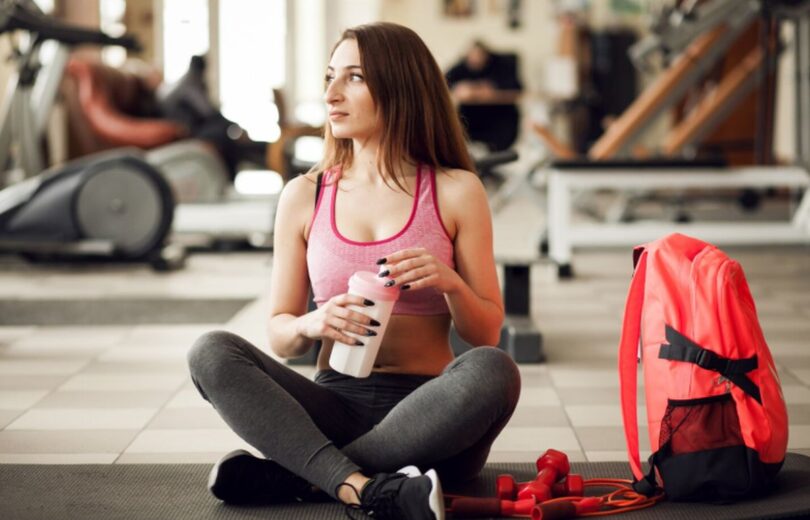 Cum să te menții în formă fără să mergi la sală