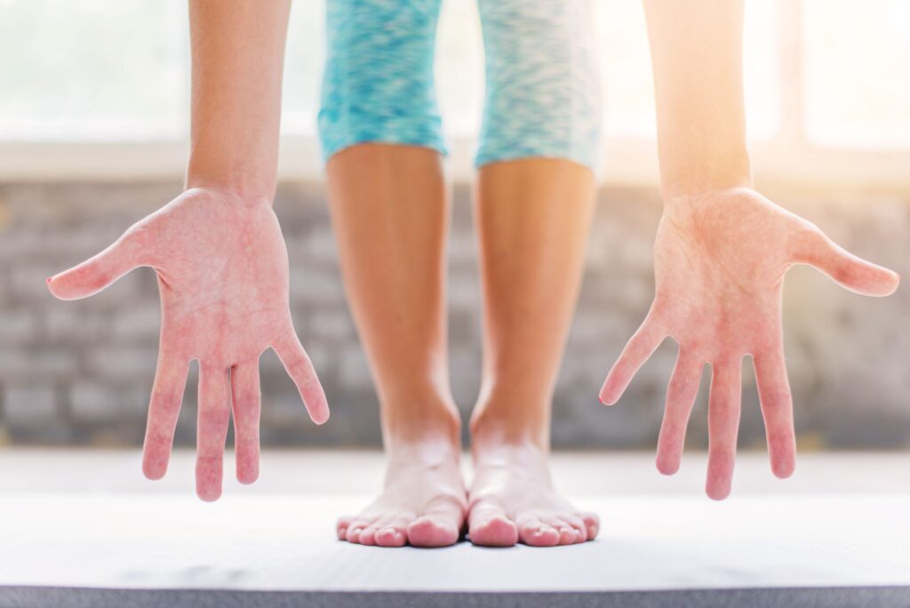Un semn neobișnuit al bolii celiace poate apărea la mâini și picioare. foto freepik.com