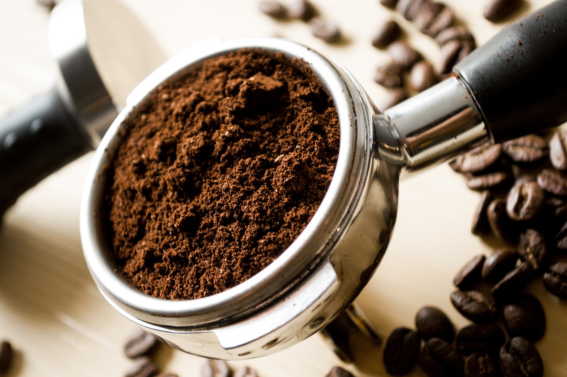 Ce spun dermatologii despre efectele produselor cu cafeină? foto: pexels.com