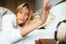 Evită aceste greșeli pentru a avea un somn odihnitor