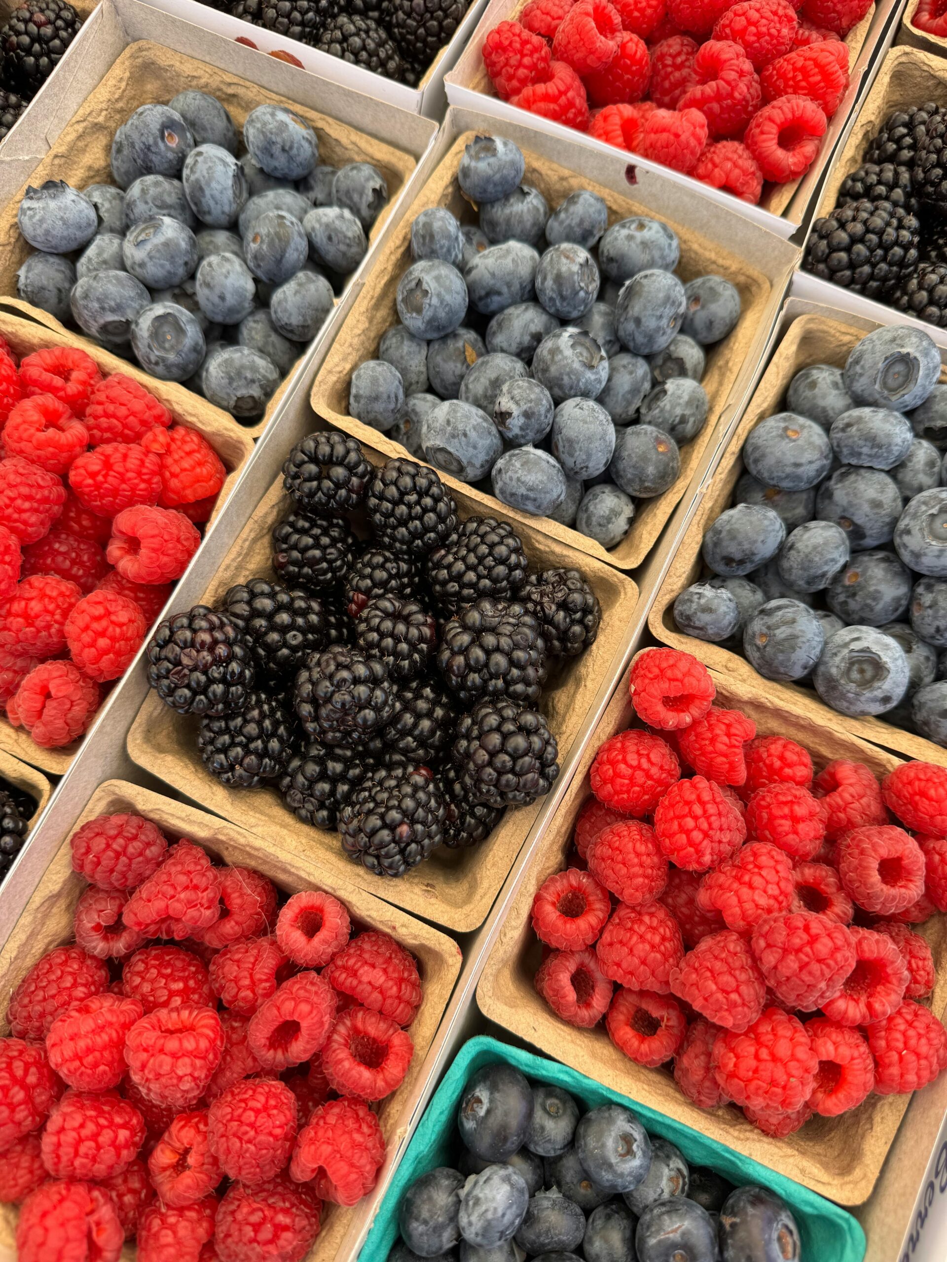 Cel mai bine este să le speli chiar înainte de a le consuma. foto: pexels.com