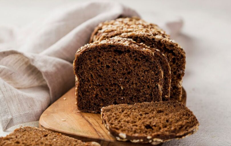 Pâine integrală făcută în casă. Iese un deliciu! Iată rețeta completă