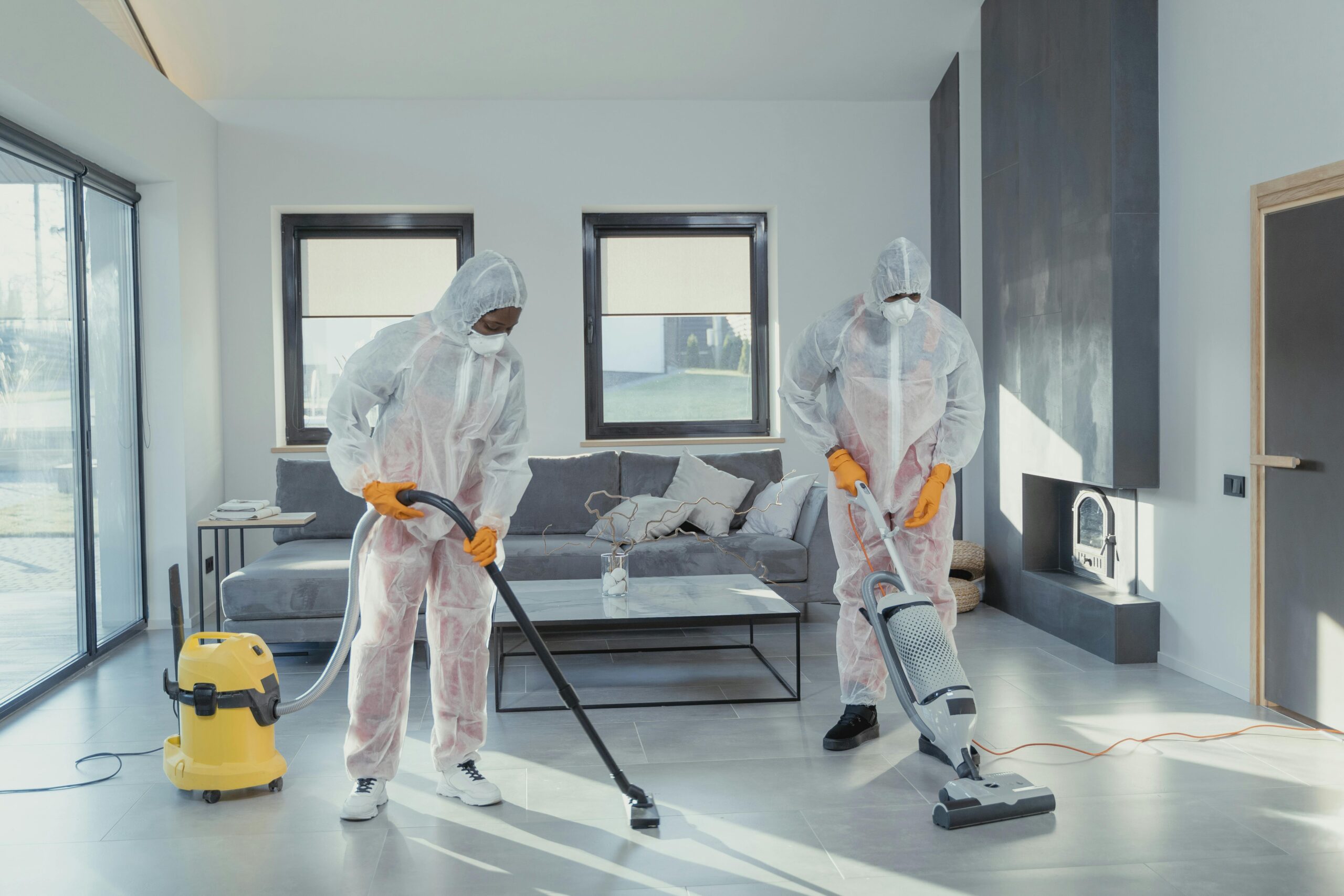Obsesia pentru dezinfectare poate face mai mult rău decât bine, iar echilibrul este cheia unei igiene corecte în locuință. foto: pexels.com