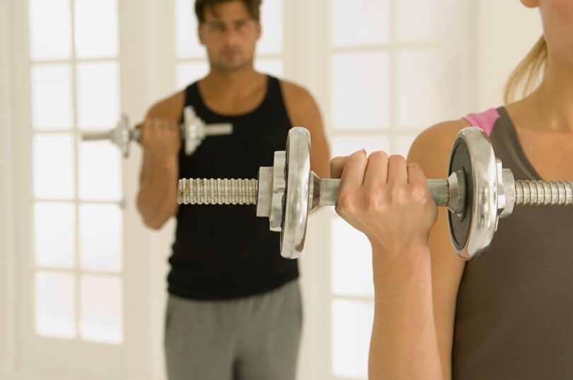 Slăbești, dar corpul nu arată cum îți dorești? Un instructor de fitness cu peste 20 de ani de experiență a explicat ce înseamnă, de fapt, tonifierea și ce greșeli te sabotează: „Ne confruntăm cu o lipsă acută a mișcării”. EXCLUSIV