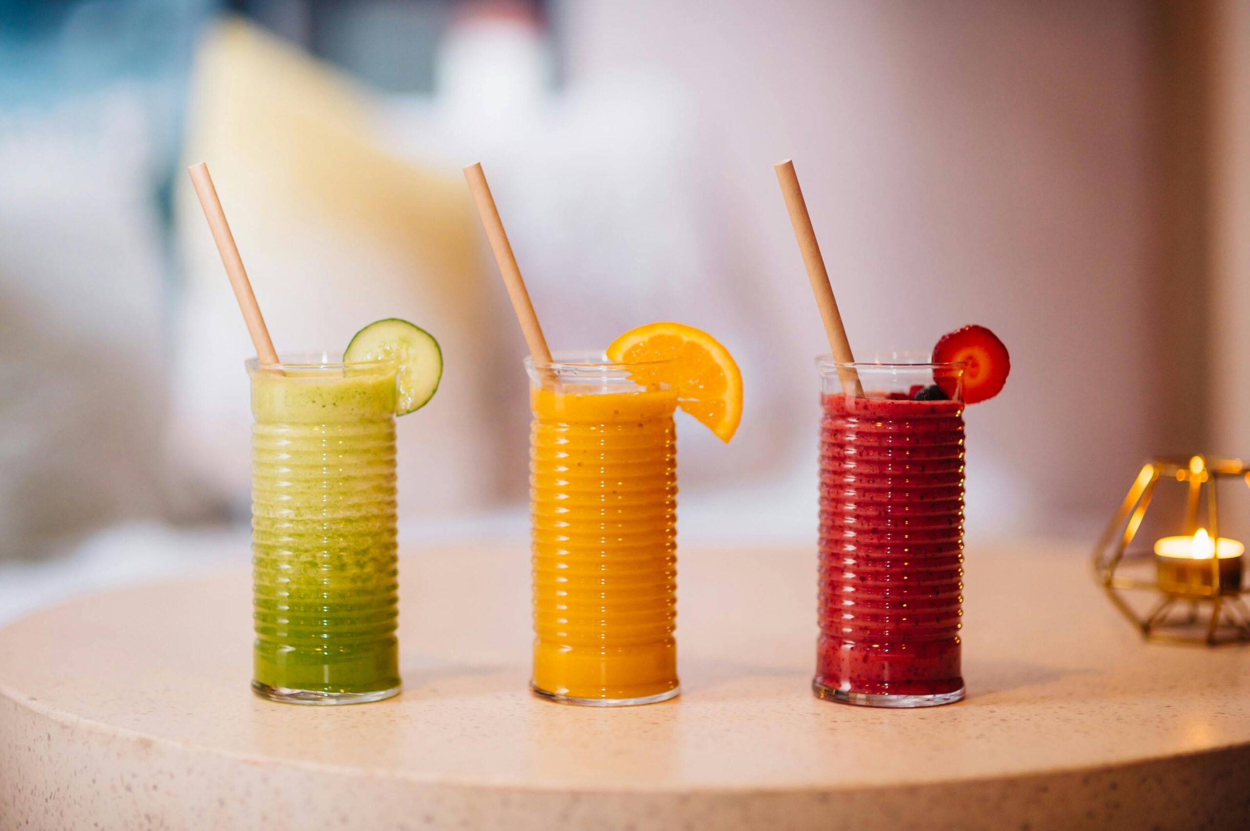 Un smoothie eficient pentru slăbit nu înseamnă doar fructe dulci, ci și un echilibru între fibre, proteine și grăsimi sănătoase. Foto: pexels.com
