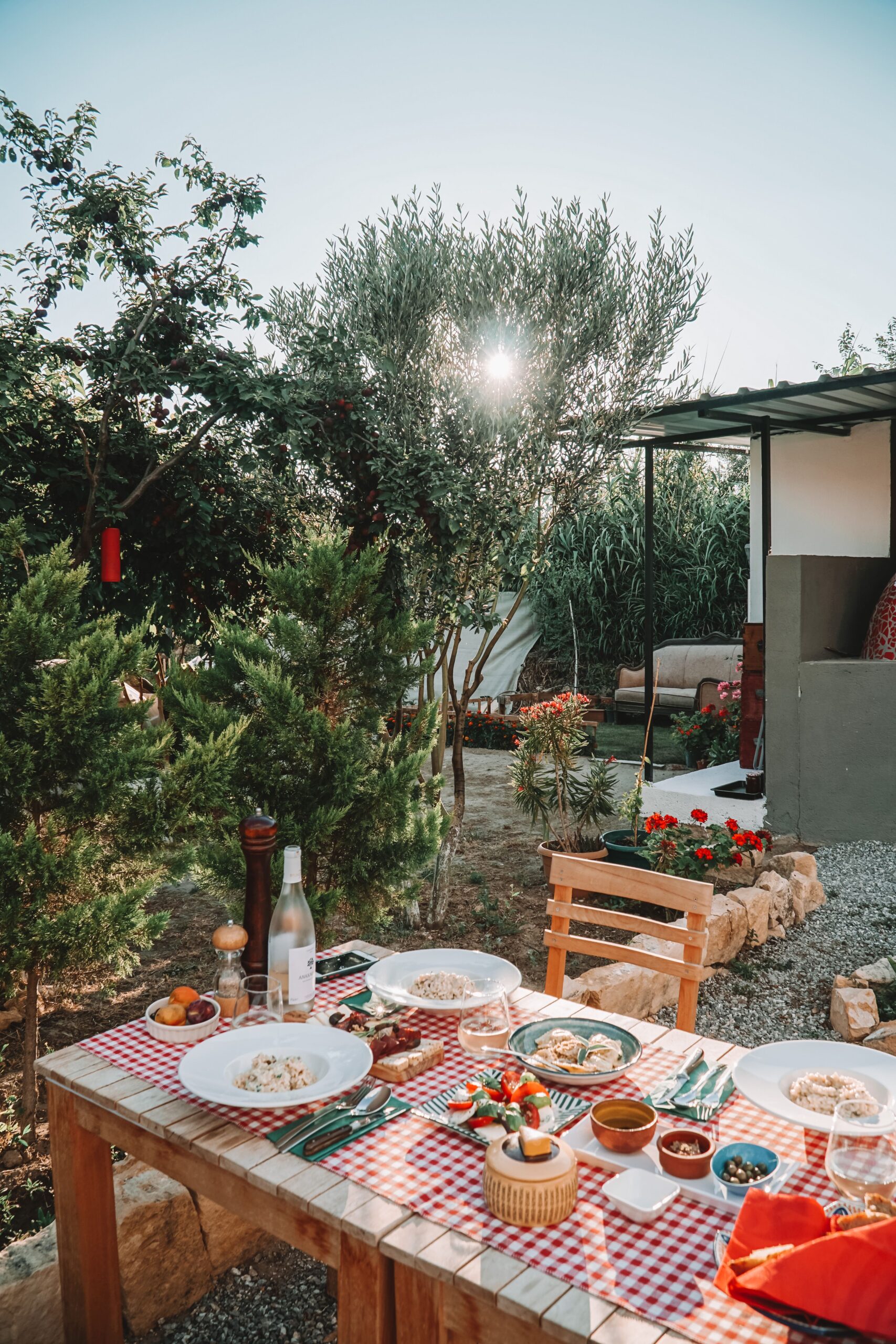 O simplă schimbare de decor la masă ar putea avea efecte neașteptate asupra sănătății! Foto: pexels.com