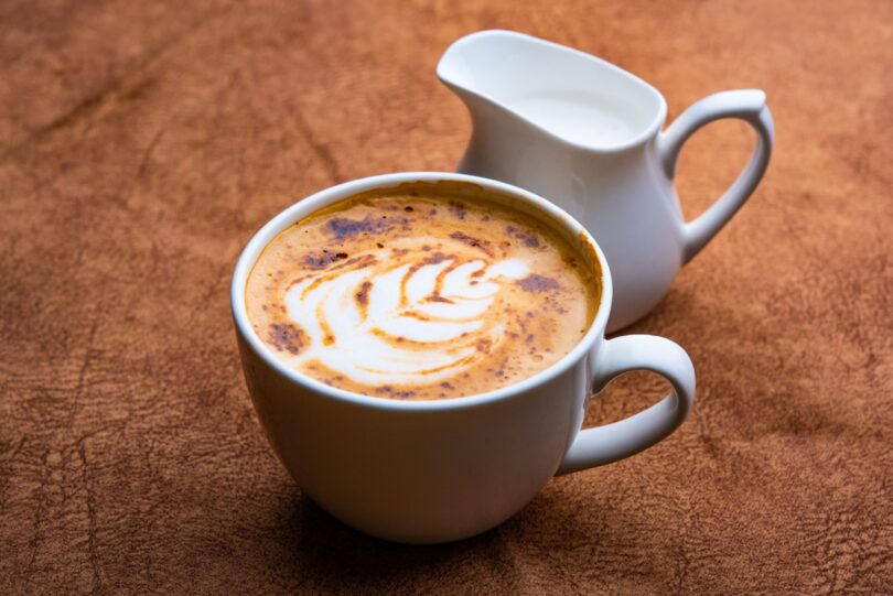 Cafeaua cu lapte ar putea reduce inflamația din organism, sugerează un nou studiu