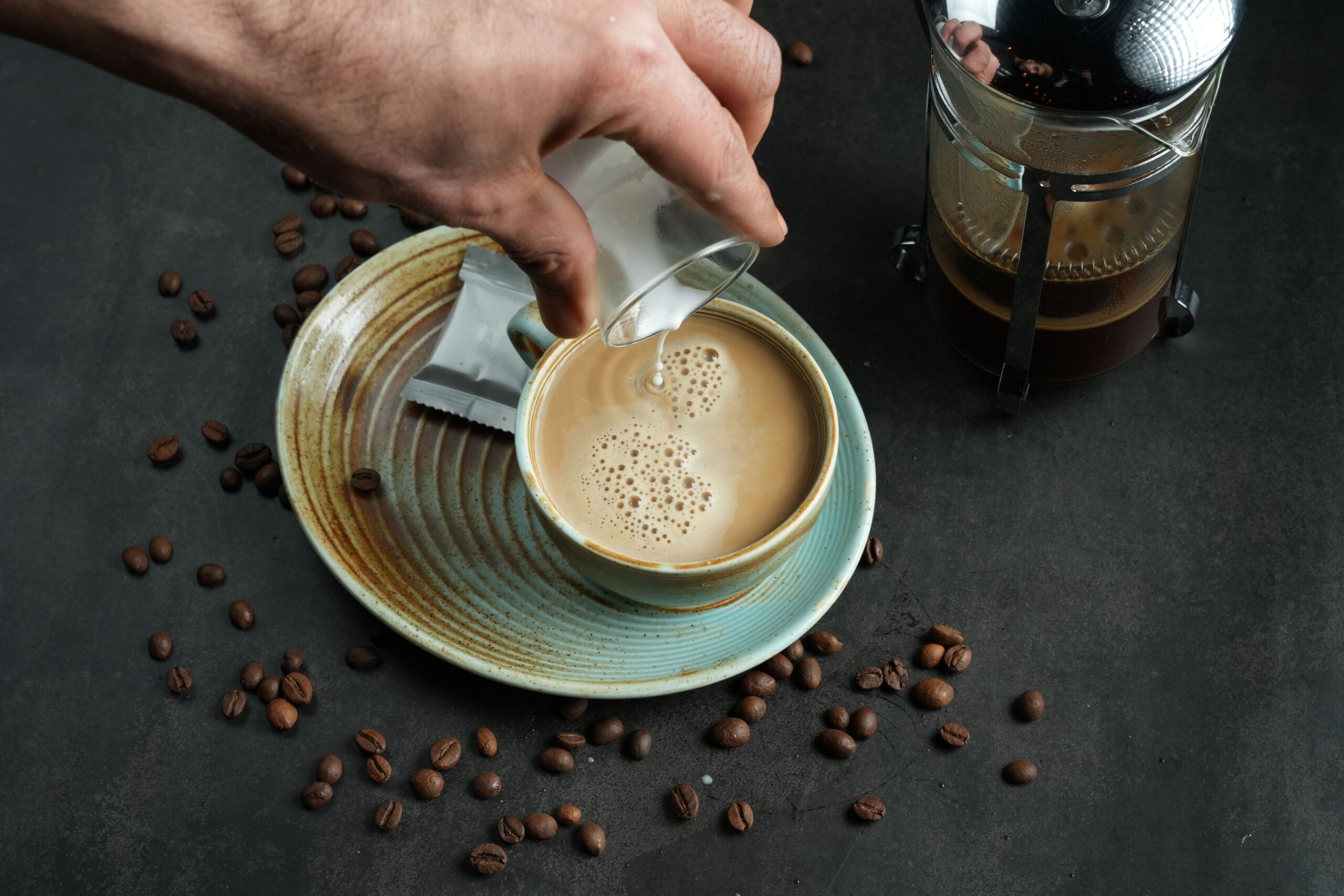 Combinarea proteinelor cu antioxidanții poate dubla efectele antiinflamatoare la nivelul celulelor sistemului imunitar. Foto: pexels.com