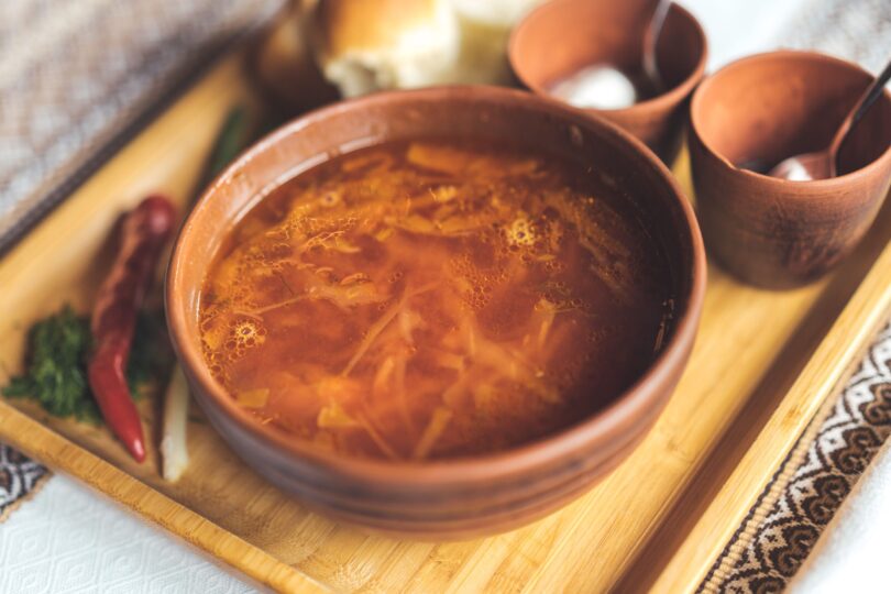 Dieta cu supă de varză: este sănătoasă sau doar o metodă rapidă de slăbit? Ce spun nutriționiștii