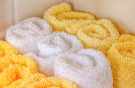 Prosoapele vor fi mai pufoase și mai proaspete dacă adaugi un singur ingredient natural în mașina de spălat