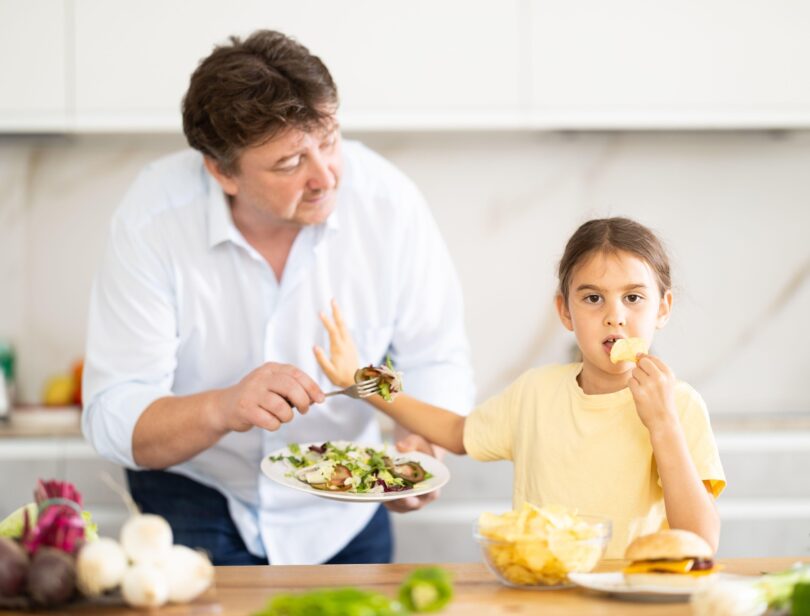 Copilul refuză mâncarea? Rodica Demenciuc, medic în gastroenterologie pediatrică, a explicat ce greșeli fac părinții și când selectivitatea alimentară devine o problemă: „Mâncatul trebuie stimulat de pofta de mâncare, nu de șantaj”  EXCLUSIV