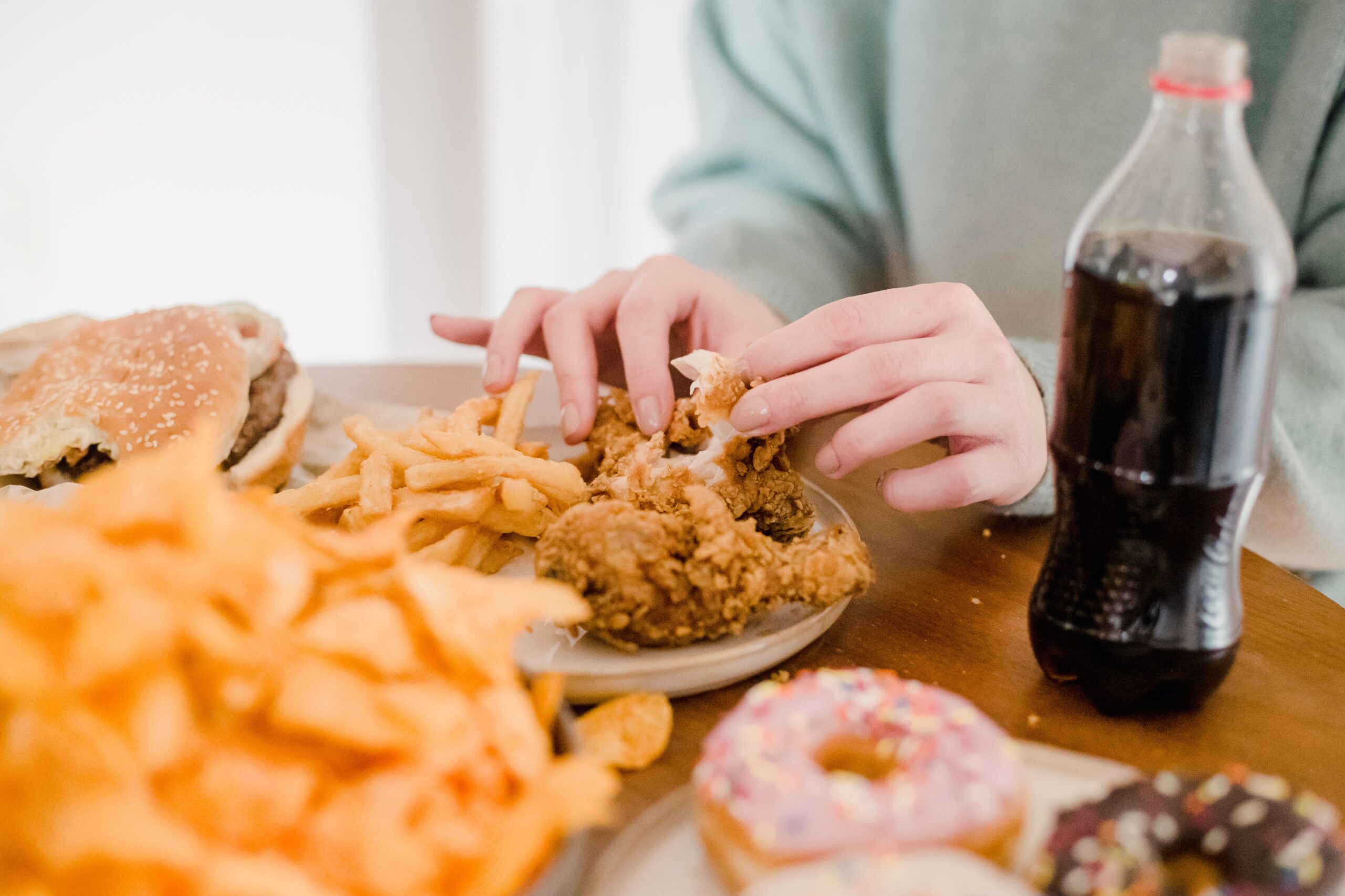 Specialiștii spun că nu toate produsele procesate sunt dăunătoare. Foto: pexels.com