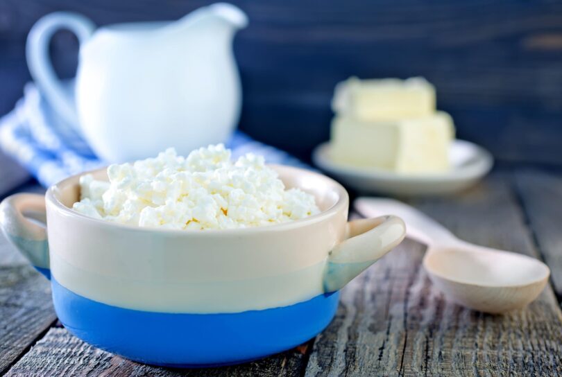 Brânza cottage, alimentul tot mai popular în dietele pentru slăbit și în meniul celor care merg la sală. Ce conține și ce beneficii are