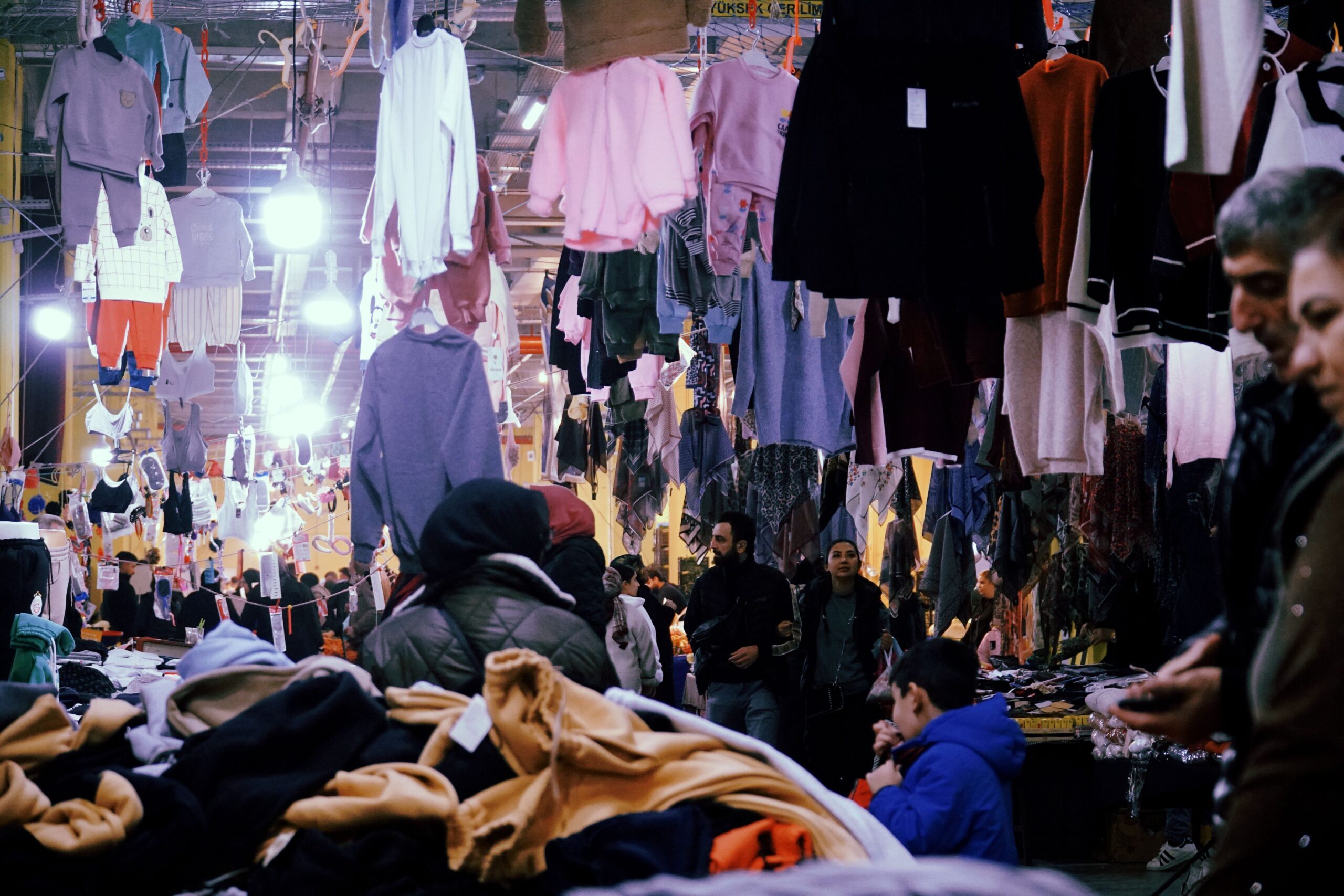 Problemele nu se limitează la îmbrăcăminte. Foto: pexels.com