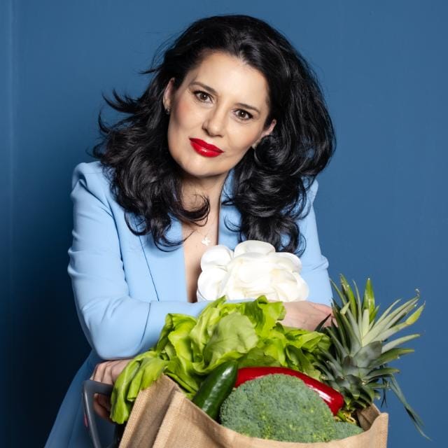 Ce mâncăm atunci când afară este caniculă? Liliana Enache, dietetician-nutriționist, a dezvăluit care sunt capcanele alimentare ale verii și cum le putem evita EXCLUSIV