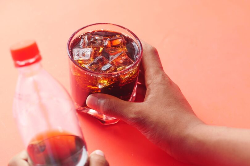 Un chirurg cardiolog avertizează că o băutură extrem de populară este „moarte lichidă”: „Nu ar trebui consumată deloc”