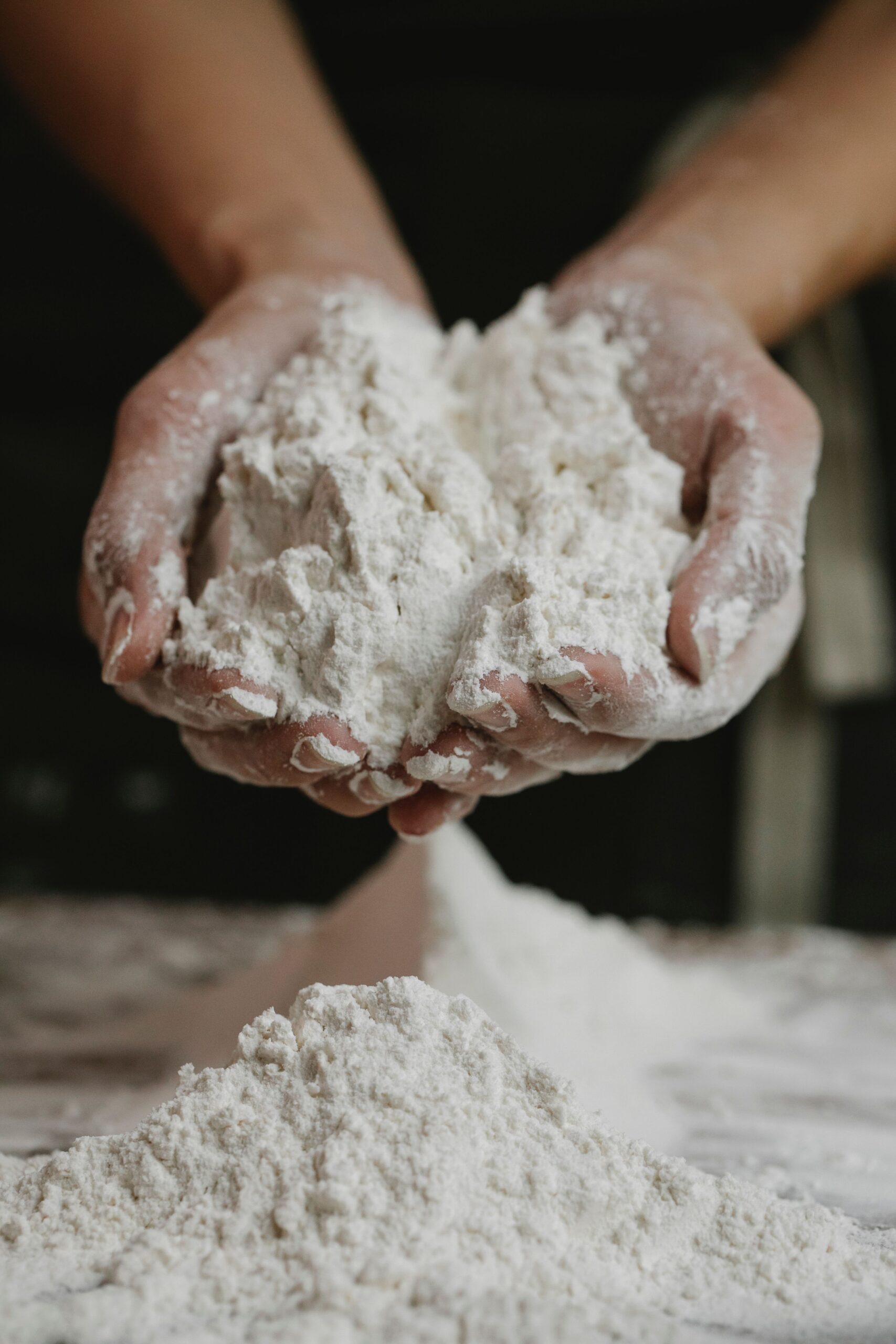 Amidonul de porumb, cunoscut și sub denumirea de amidon alimentar sau mălai alb foarte fin, este nelipsit din multe bucătării. Foto: pexels.com